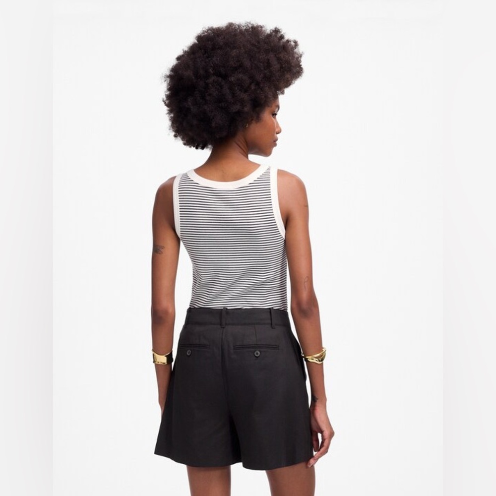 Madewell The Drapey Twill Pleated Short - Picture 2 of 8